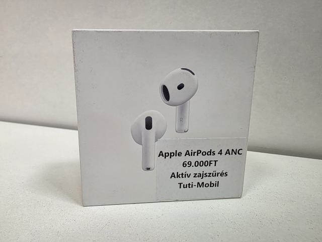Apple AirPods 4 ANC